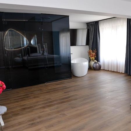 Boutique Damiani Hotel Sibiu Luaran gambar