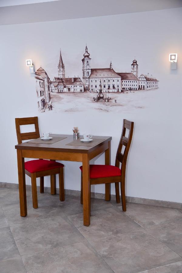 Boutique Damiani Hotel Sibiu Luaran gambar