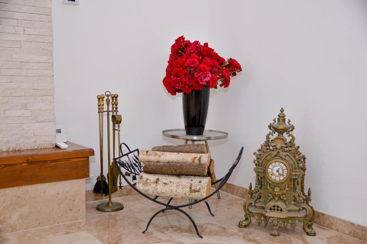 Boutique Damiani Hotel Sibiu Luaran gambar