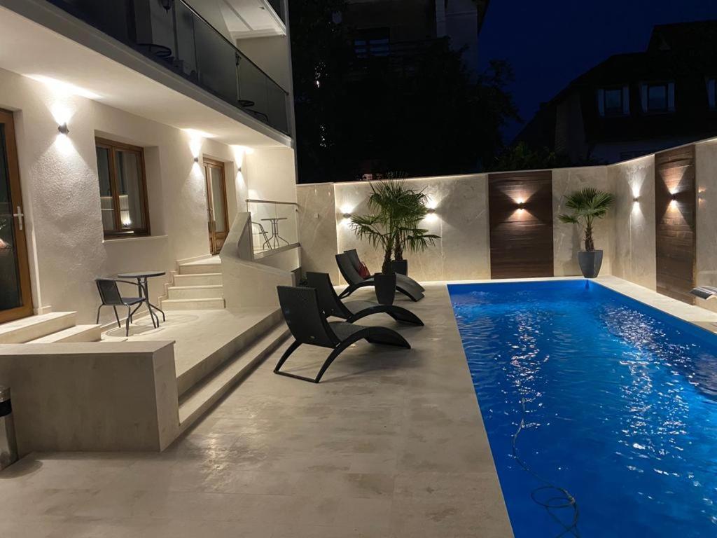 Boutique Damiani Hotel Sibiu Luaran gambar
