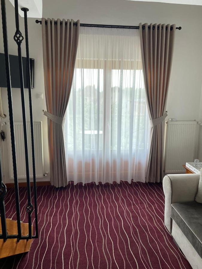Boutique Damiani Hotel Sibiu Luaran gambar