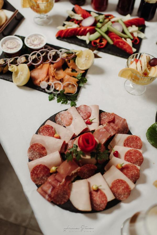 Boutique Damiani Hotel Sibiu Luaran gambar