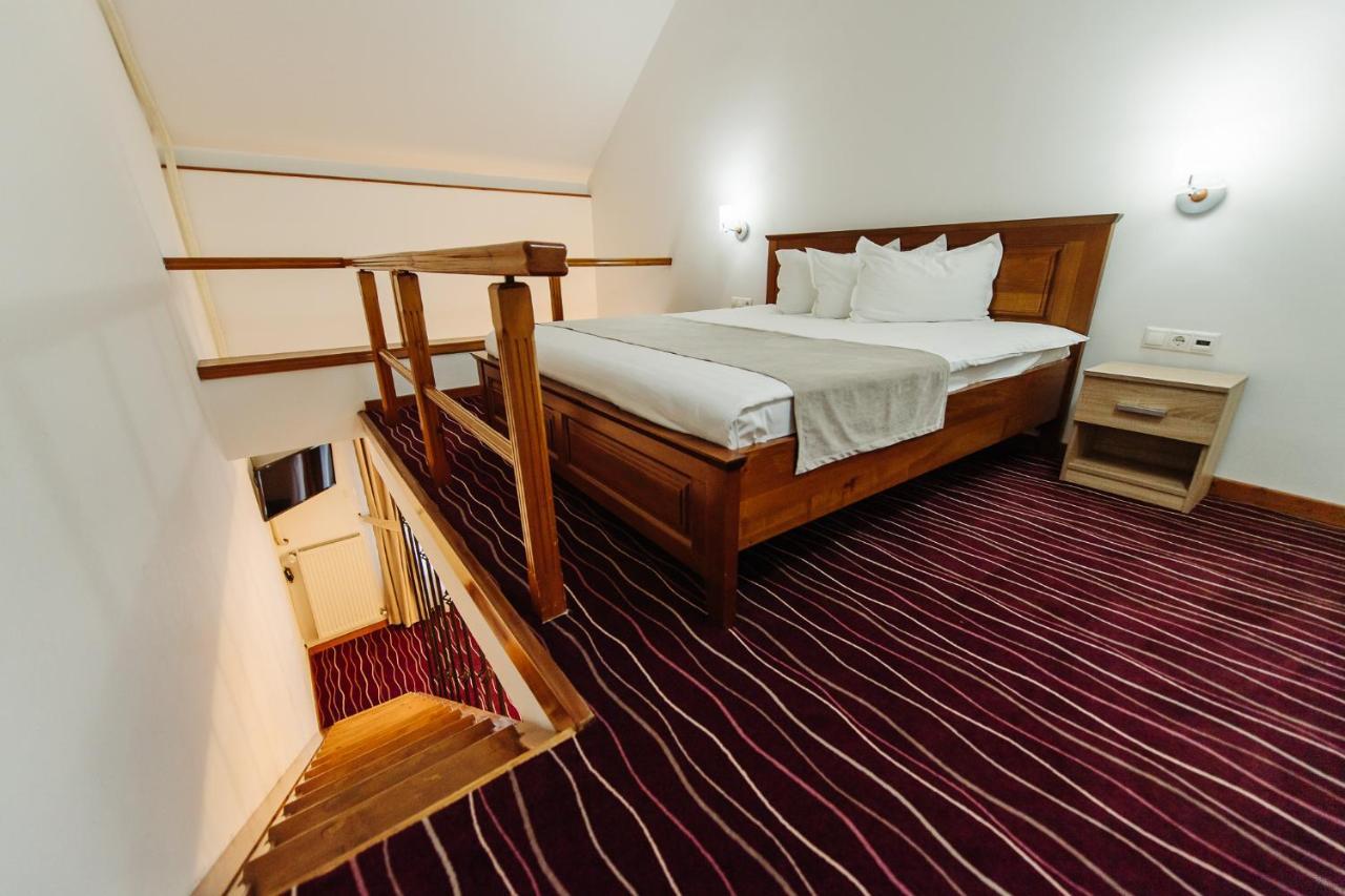 Boutique Damiani Hotel Sibiu Luaran gambar