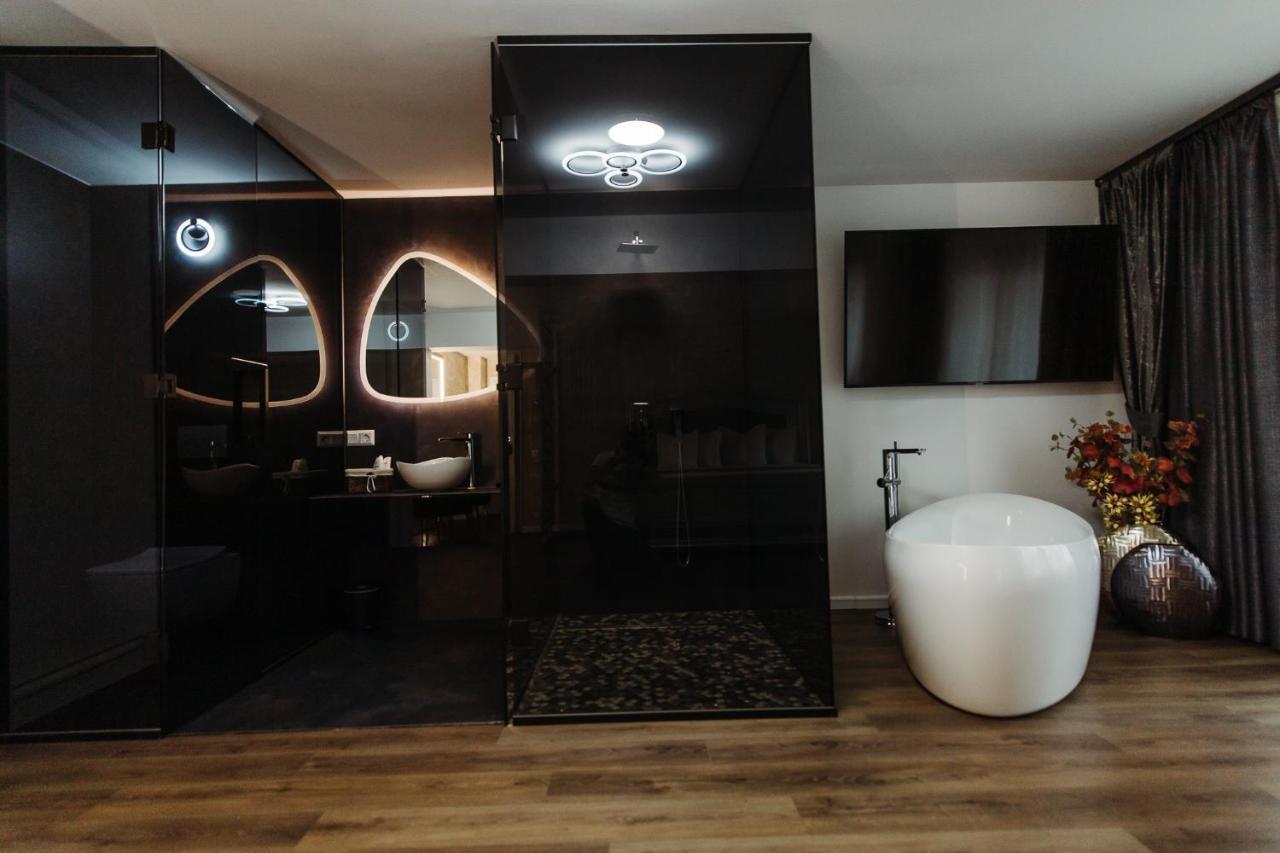 Boutique Damiani Hotel Sibiu Luaran gambar
