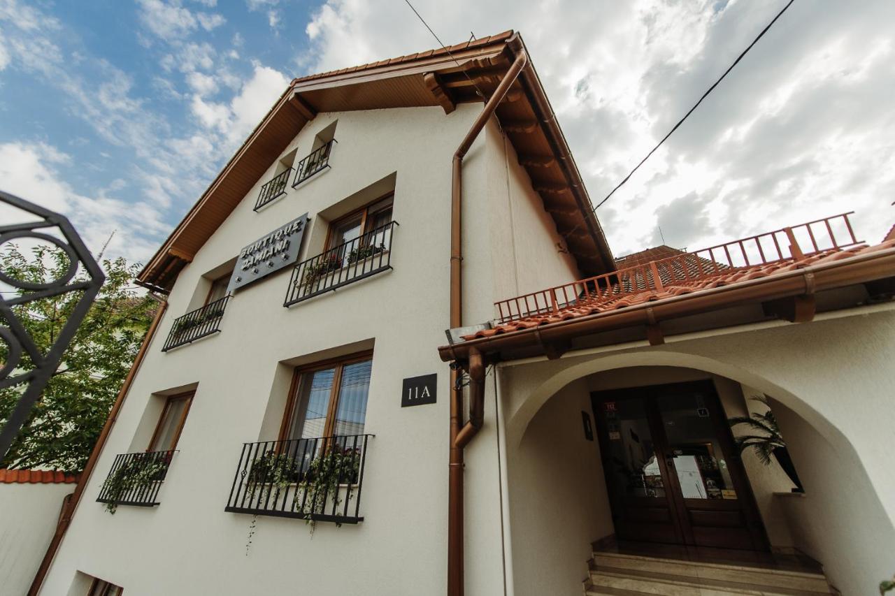 Boutique Damiani Hotel Sibiu Luaran gambar