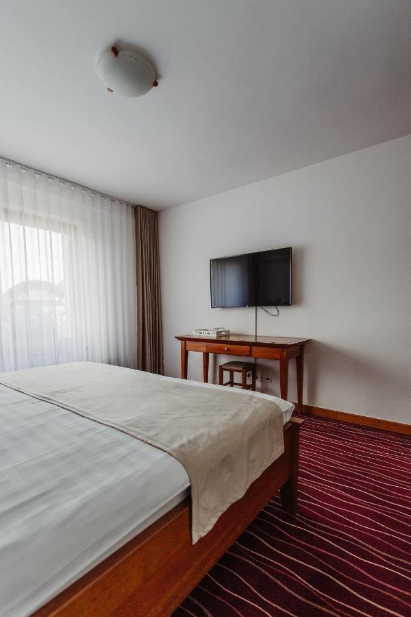 Boutique Damiani Hotel Sibiu Luaran gambar